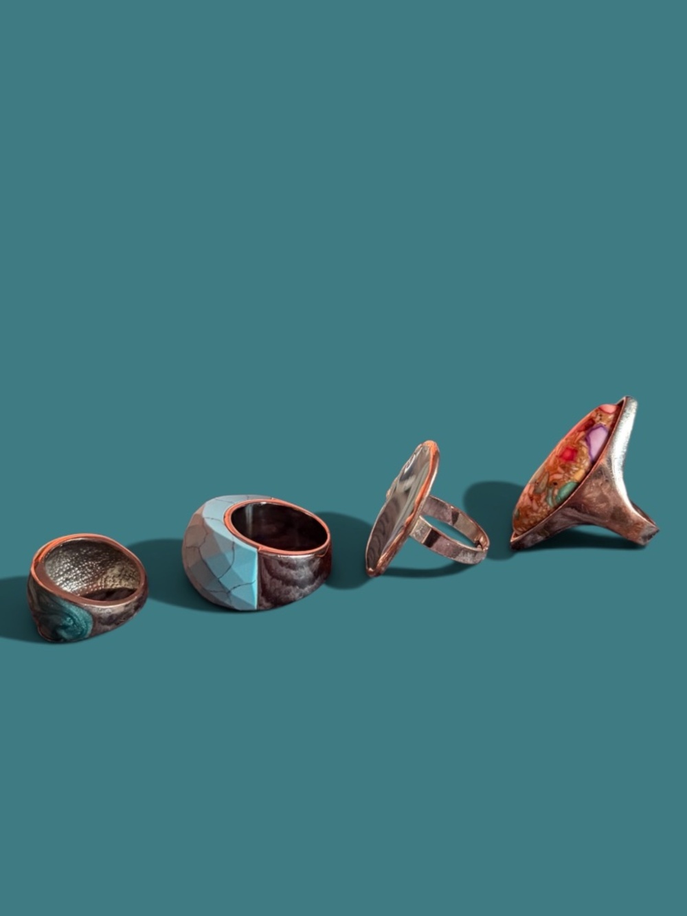 Collection of Ladies Rings - Picture 3 of 5